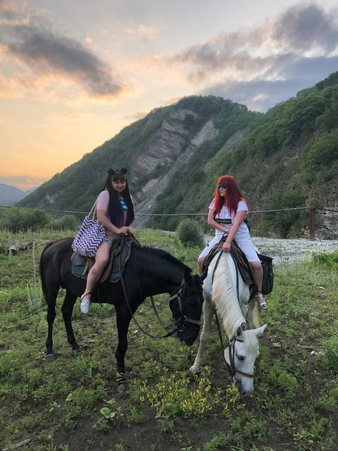 Прогулки на лошадях в горах