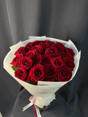 Букет из 25 красных роз Red Naomi