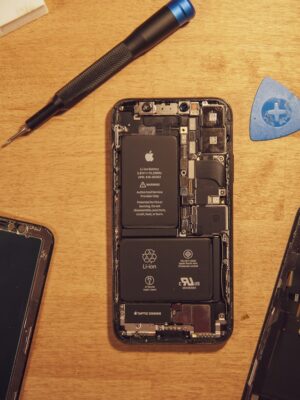 Срочная замена дисплея iPhone